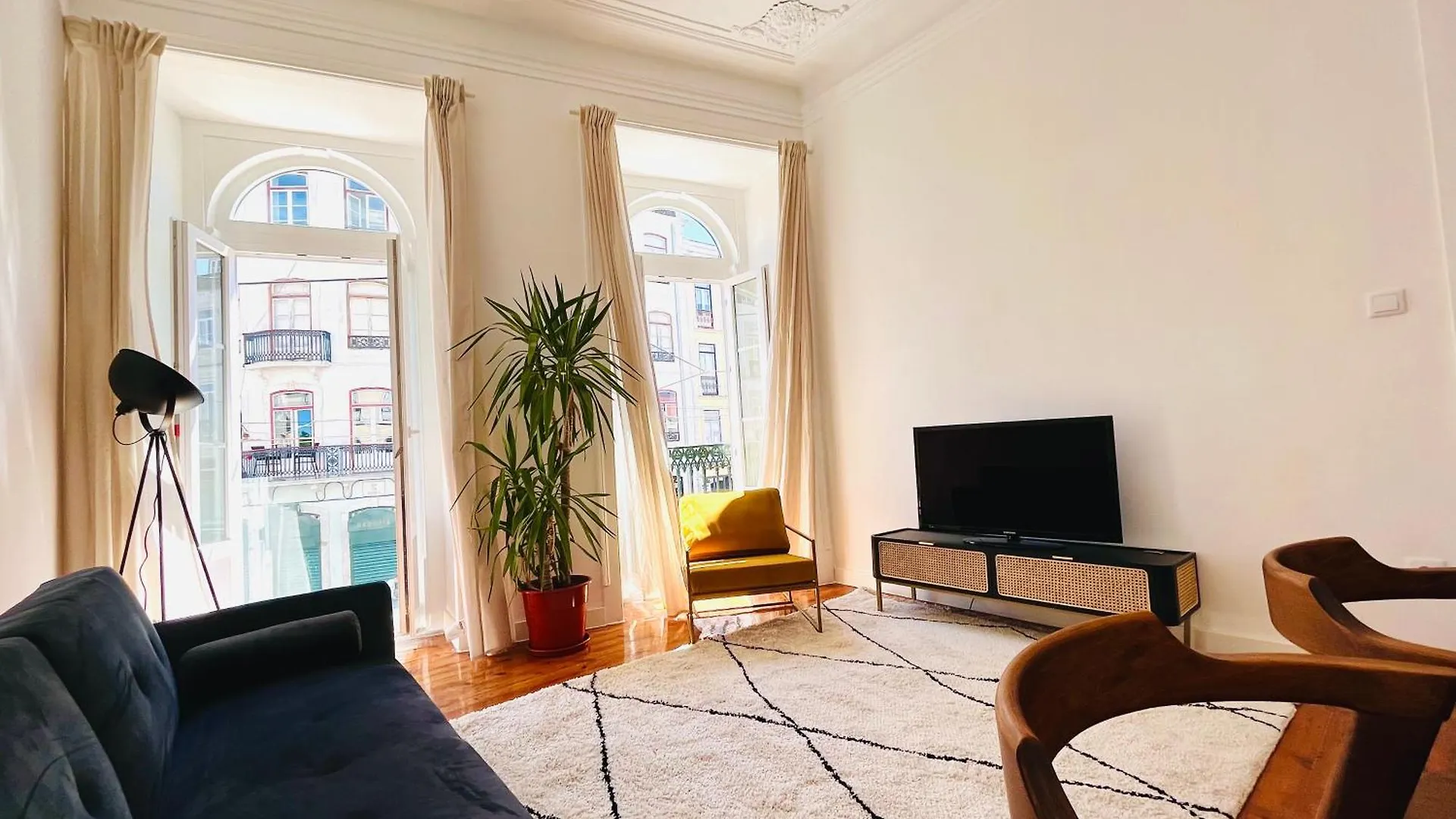 The Royal Prince Garden Apartments In Principe Real